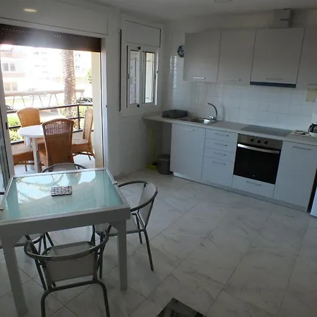 Hermoso Renovado 4 Pers. Con Parking Privado En - Es-204-11 Apartamento